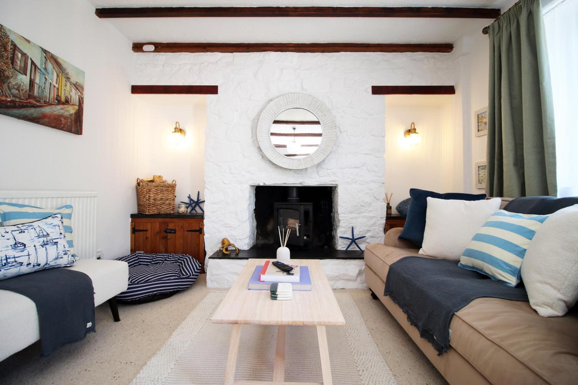 Little Gem In The Mumbles! Fishermans Cottage With Log Burner, Dog Friendly And Welcome Breakfast Hamper! Exterior photo