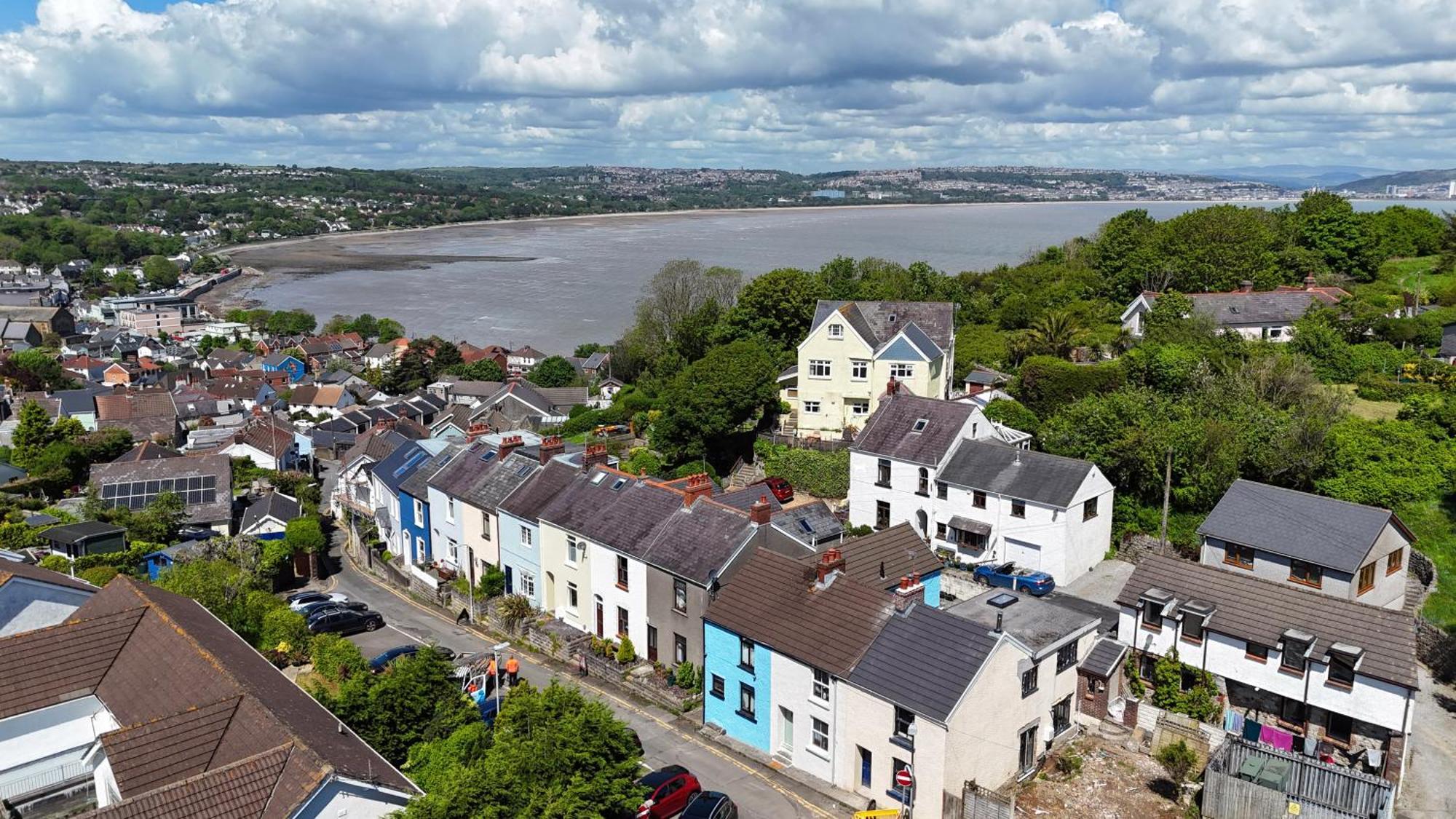 Little Gem In The Mumbles! Fishermans Cottage With Log Burner, Dog Friendly And Welcome Breakfast Hamper! Exterior photo